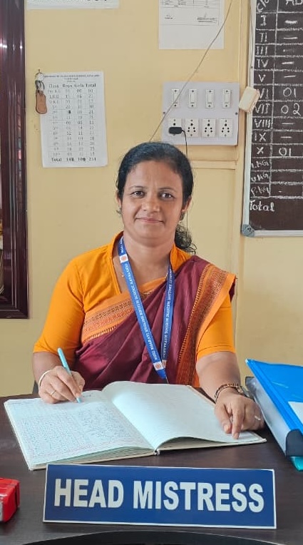 Smt. Vailet Fernandis